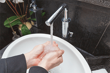 Consejos para el uso sostenible del agua en empresas