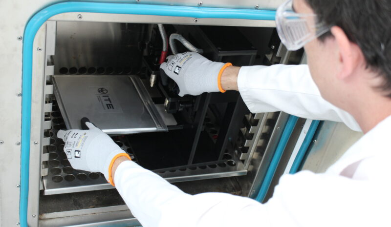 Proyecto Promobat: ITE logra cargar baterías de movilidad en menos de 15 minutos de forma segura, un avance clave hacia la movilidad sostenible