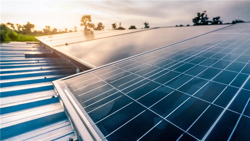 Barreras y soluciones en la tramitación y gestión de proyectos de energías renovables en España