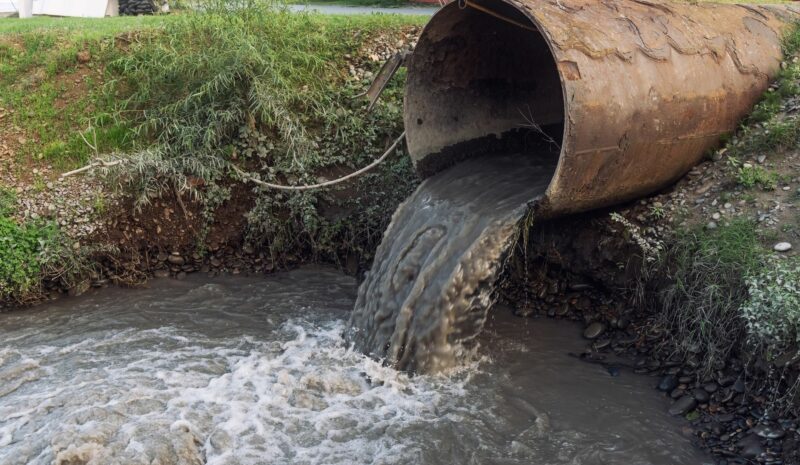 Gestión adecuada de las aguas residuales de origen industrial, hacia la sostenibilidad.